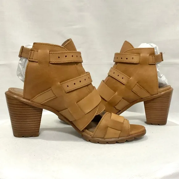 Sorel Nadia Buckle Bootie Sandals in Camel Sz 7.5 M Leather Strappy Open Toe