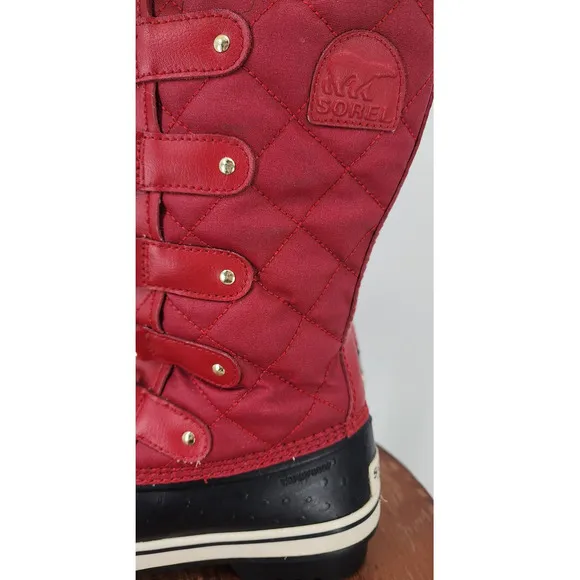 Sorel Tofino Women's Faux Fur Red‎ Quilted Winter Waterproof Winter Boots Size 7