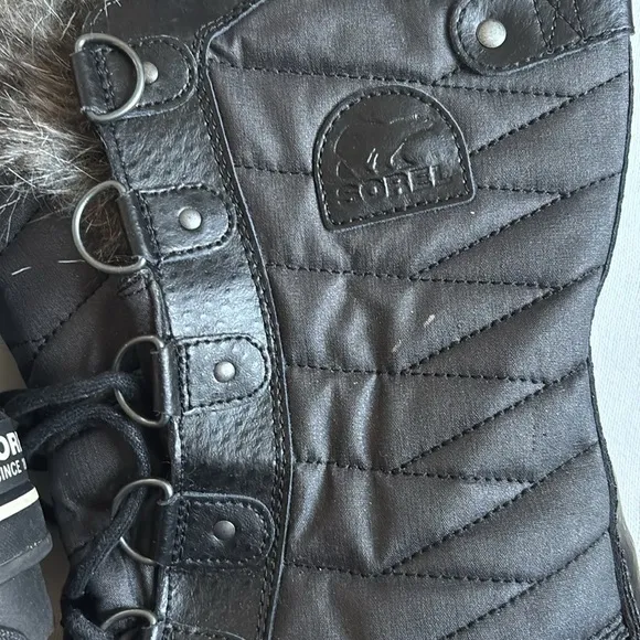 Sorel Women’s Faux Fur Waterproof Winter Boots - 11