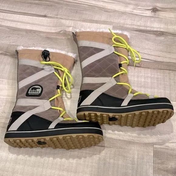Sorel Glacy Explorer tall snow winter boots size 8