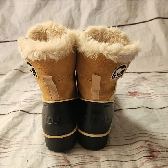 Sorel Tivoli II Suede Winter Boots Size 8