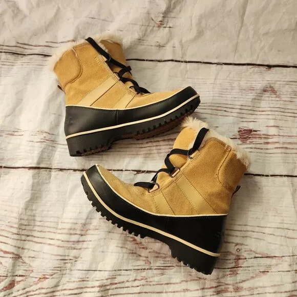 Sorel Tivoli II Suede Winter Boots Size 8