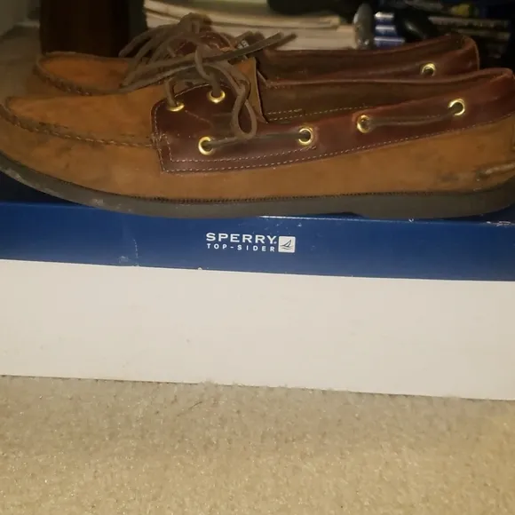 Sperry boat shoes