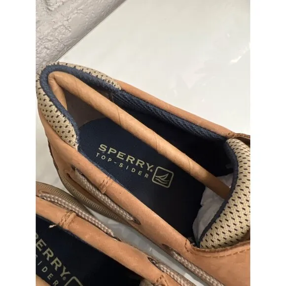 Sperry Lanyard Tan Boys Boat Shoes Size 4.5M
