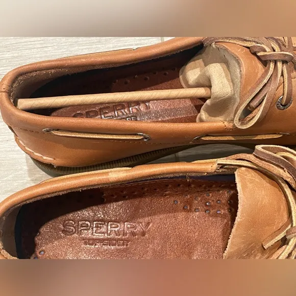 Sperry Men's Top-Sider Original 2-Eye Boat Shoes in Sahara - size 110S (US 11)