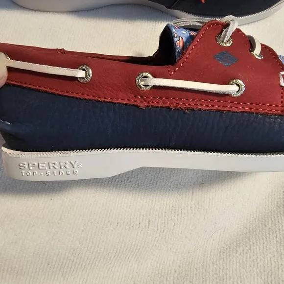 Sperry x Vineyard Vines Boat Shoes Sperry Deck Shoes Red White Blue Boy Size 2 M