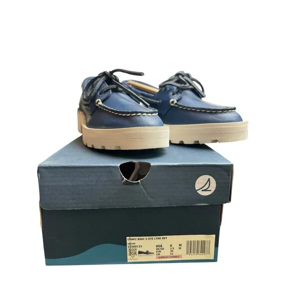 Sperry’s Chunky Lug Boat 2 Eye Leather Navy Women’s Shoes Size 6