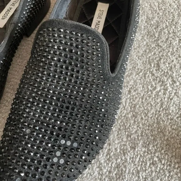 Steve Madden Rhinestone Flat Size 11 CAVIARR BLACk