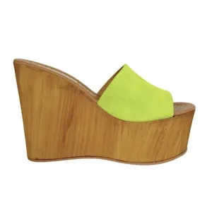 Steve Madden Sandra neon  Green Wedge platforms Size 7 Slip-On Comfort