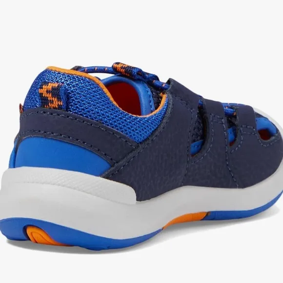 Stride Rite wade 2.0‎ sneaker sandal size 5.5 wide New without box