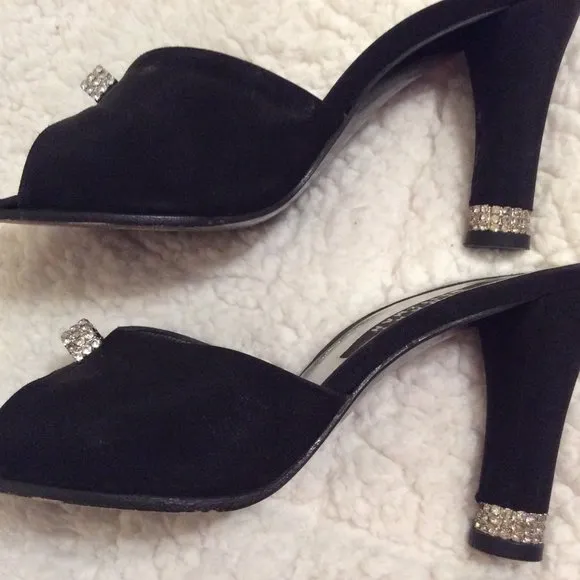 Stuart Weitzman black satin peep toes w/ diamond