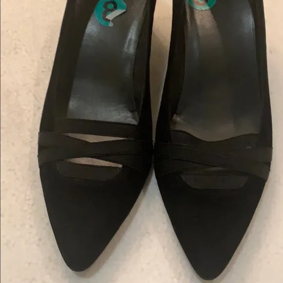 Stuart weitzman shoes size 8