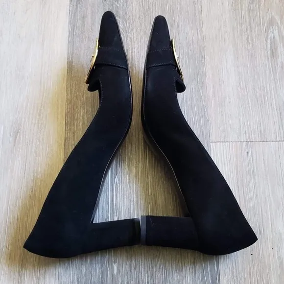 STUART WEITZMAN SUEDE BUCKLE SHOES