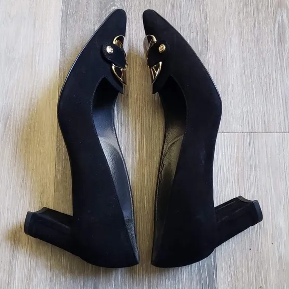 STUART WEITZMAN SUEDE BUCKLE SHOES