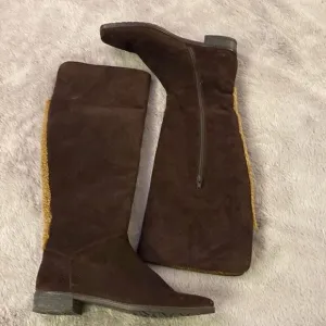 Stuart Weizmann winter boots, size 9,5