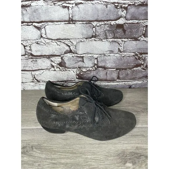 Taos Gray Suede Cobbler Lace Up Oxford Metallic Floral Women’s Sz 7.5M US/38EU