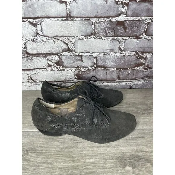 Taos Gray Suede Cobbler Lace Up Oxford Metallic Floral Women’s Sz 7.5M US/38EU