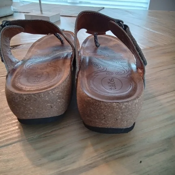 Taos Lucy Thongs Grey Snakeskin 8-8.5