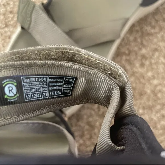 Teva Men's Zymic max Comf Sandal, Dark Olive Green Sz 13