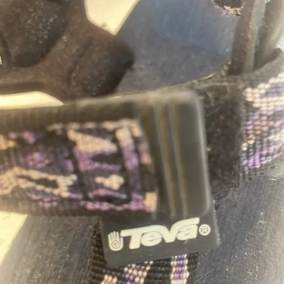 Teva sandals outdoor water hiking shoes 6427 black purple women’s size 8