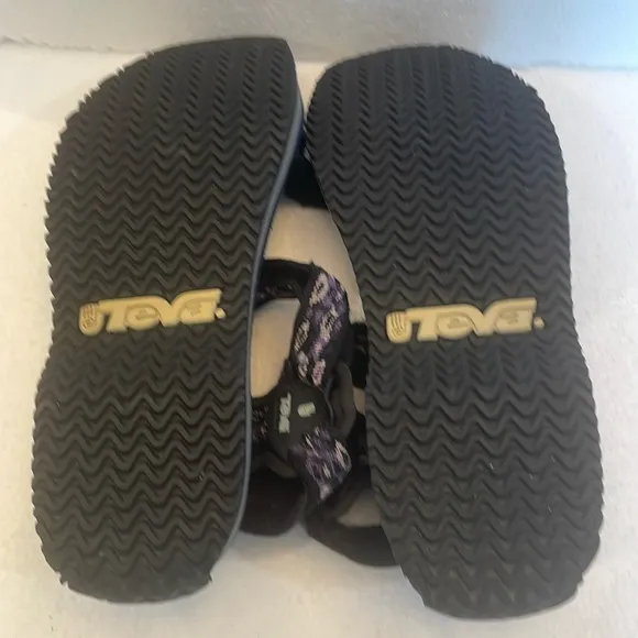Teva sandals outdoor water hiking shoes 6427 black purple women’s size 8