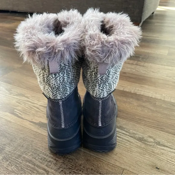 The North Face kids winter snow boots 3