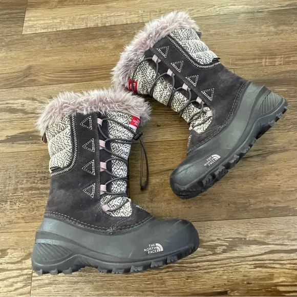 The North Face kids winter snow boots 3