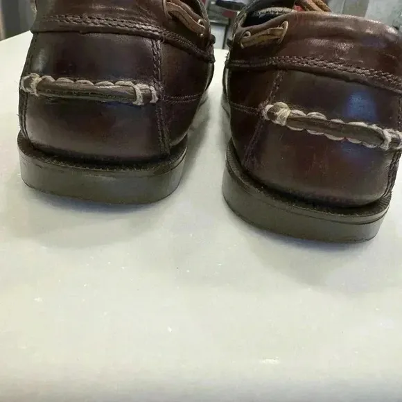 Timberland brown leather lace up boat shoes men’s size 10.5