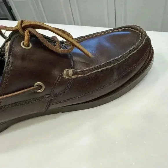 Timberland brown leather lace up boat shoes men’s size 10.5