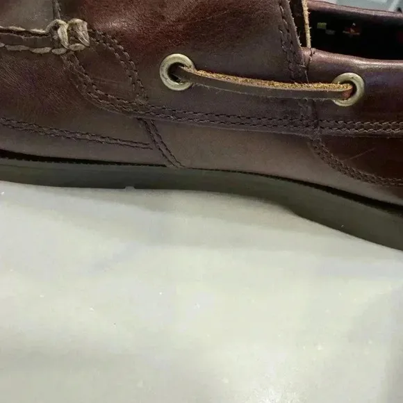 Timberland brown leather lace up boat shoes men’s size 10.5
