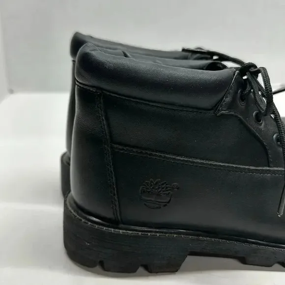 Timberland Chukka Winter Boots 10920 Lace Up Waterproof Black Leather Boys 5.5