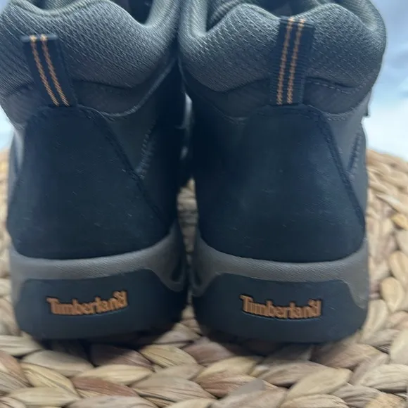 Timberland Dry Boys or Woman’s Brown Hiking Boots