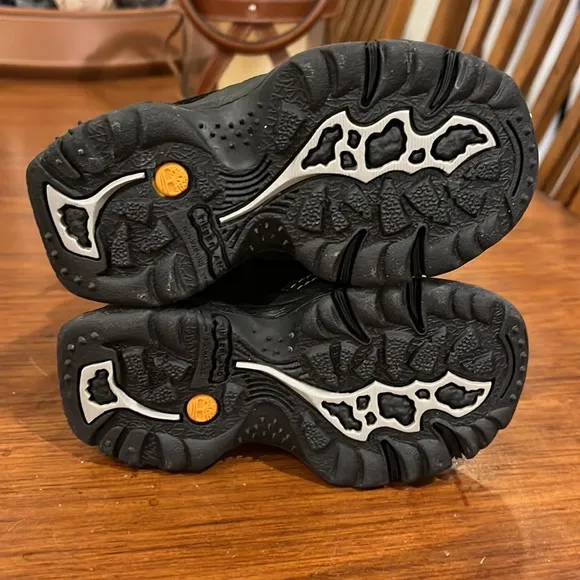 Timberland Slush Buster Winter boots new black Toddlers Boys Girls Size 5