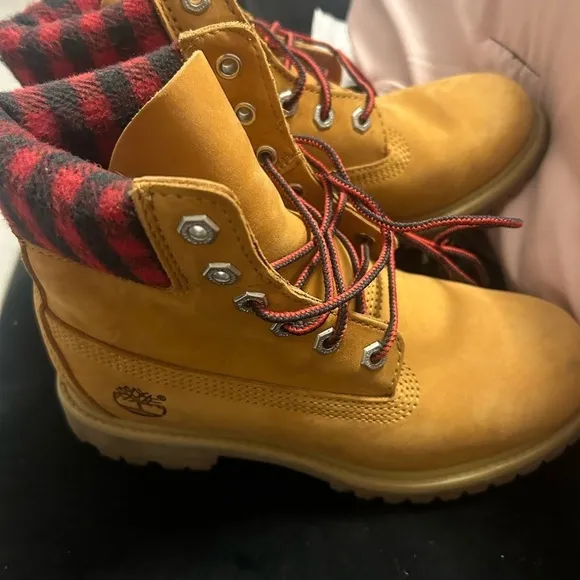 Timberland Women's Buffalo Check Plaid Hiking Boots Brown Red