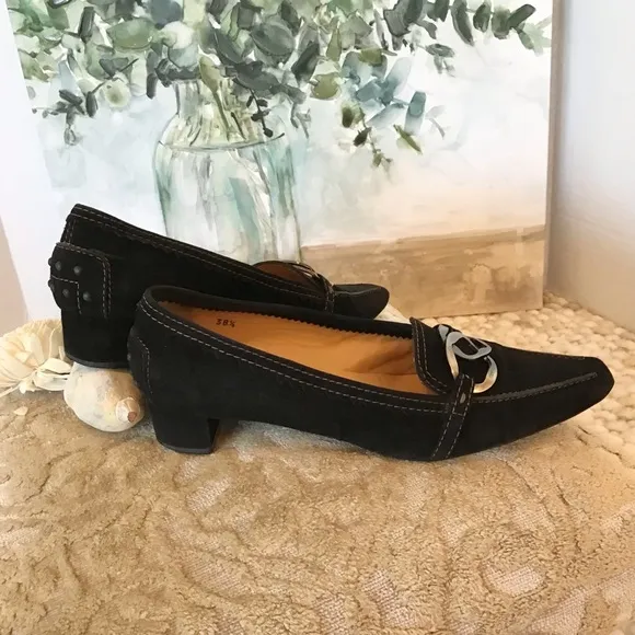 Tod’s Black Suede Metal Logo Block Heel Pumps Size EU 38.5/US 8.5, EUC