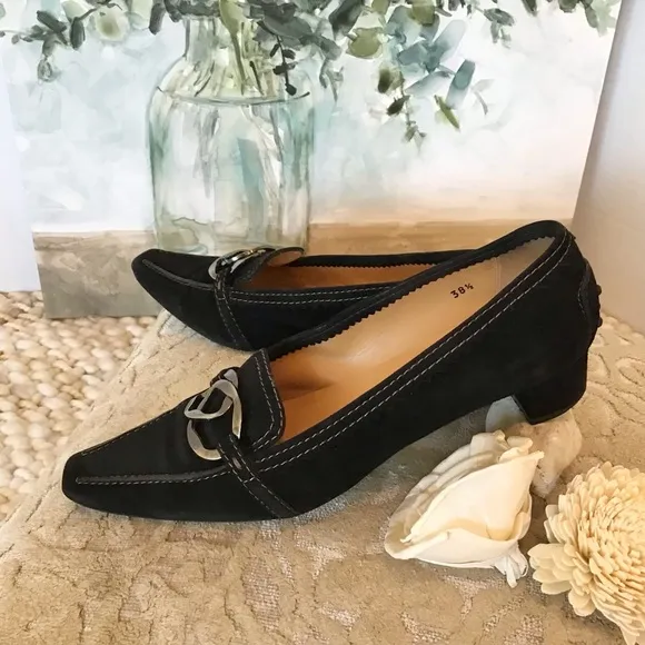Tod’s Black Suede Metal Logo Block Heel Pumps Size EU 38.5/US 8.5, EUC