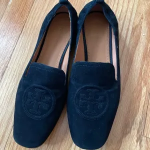 Tory Burch shoes womens 10 black suede leigh loafer designer workwear career