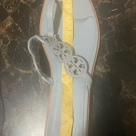 TORY BURCH Tiny Miller Medallion Logo Leather Wedge Thong Sandals Sz 11