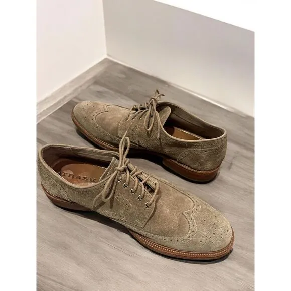 Trask Shoes Mens Wingtip Oxfords Tan Suede Leather Vibram Soles 30-1700 Size 11M