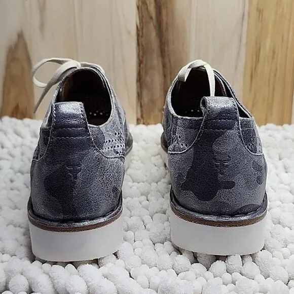 ☆TRASK☆LENA PERFERATED CAMO LACE-UP POINTED SNEAKERS GREY/SILVER LADIES 8.0 🔥