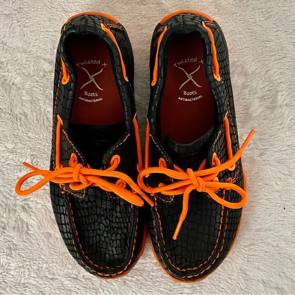 Twisted X Leather Moc Boat Shoes Youth Size 4 (Big Kid) Black Snake Print Orange