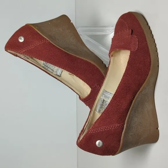 UGG Australia Reese wedge moccasin loafer shoes woman's size 6 EU 37