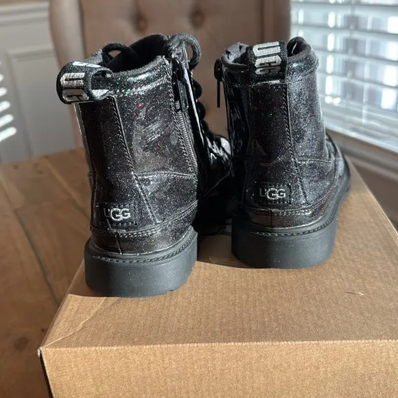 UGG Black Glitter Robley Boots Kids little girls Size 13
