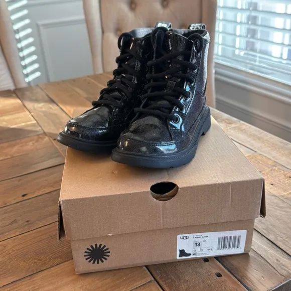 UGG Black Glitter Robley Boots Kids little girls Size 13