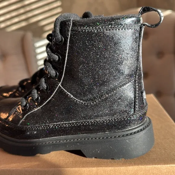 UGG Black Glitter Robley Boots Kids little girls Size 13