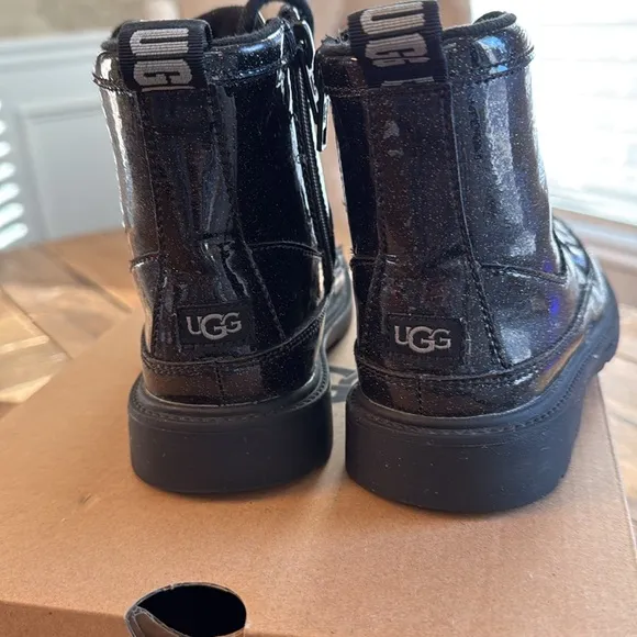 UGG Black Glitter Robley Boots Kids little girls Size 13