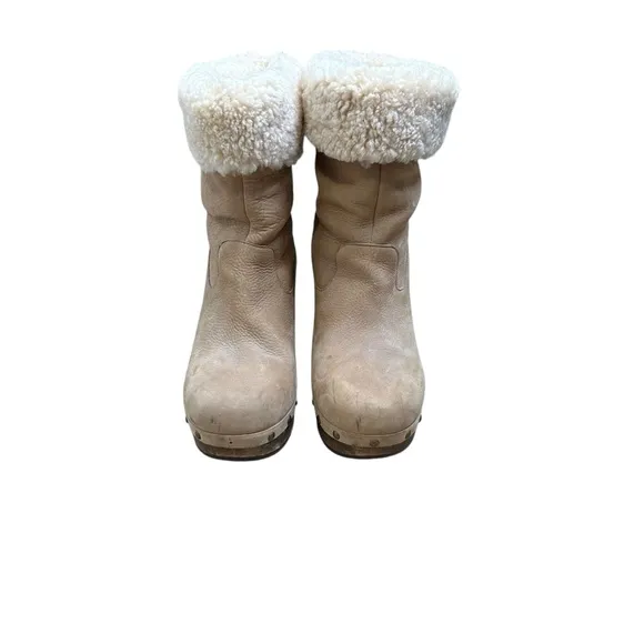 Ugg Carnegie Tan Suede Wedge Boots | Size 10