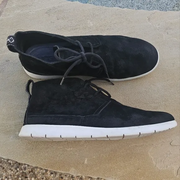 Ugg CHUKKA BOOT FREAMON BLACK WHITE TWINSOLE Black Suede Men's Shoes 11,5