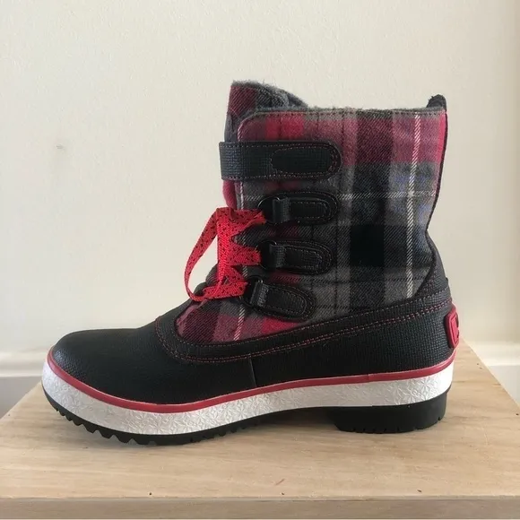 Ugg Decatur Red &amp; Black Plaid Lace Up Rubber Duck Winter Boots 6