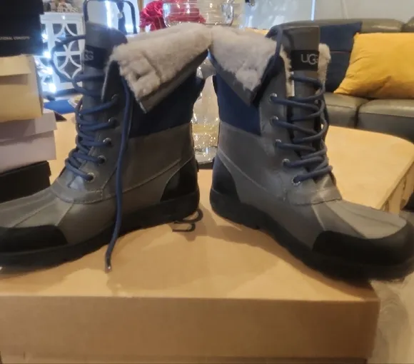 UGG Gray and Blue Winter Boots